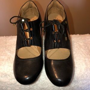 Clark’s cushioned Black Heels.